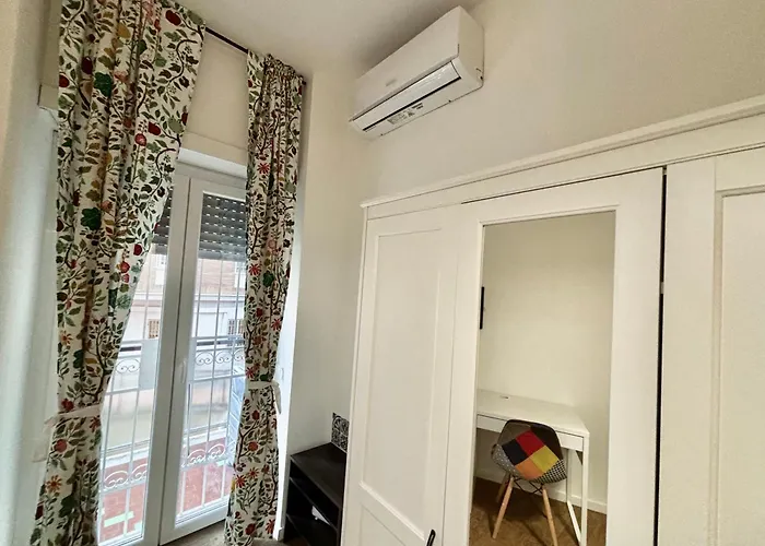Your At Vatican's Doors Apartment *